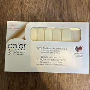 Color Street 100% Real Nail Polish Strips Clear As Day Topcoat Shine 16 Pieces